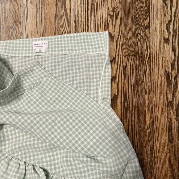 green and white checkered gingham skirt - Picture 4 of 6